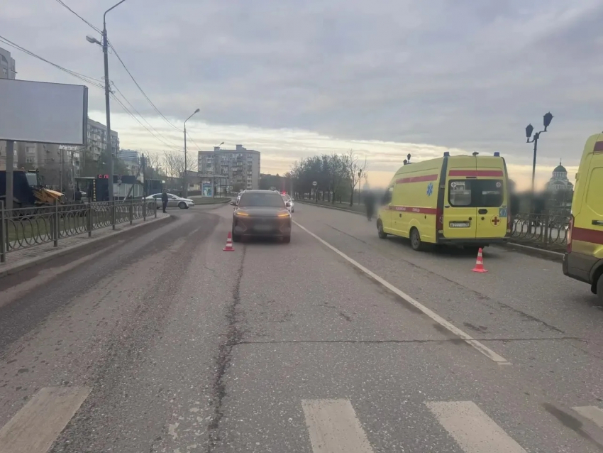 В Астрахани автомобиль наехал на 10-летнего мальчика: что с ребенком