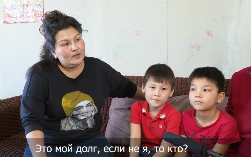 Астраханские бойцы СВО получили новогодние открытки от своих детей