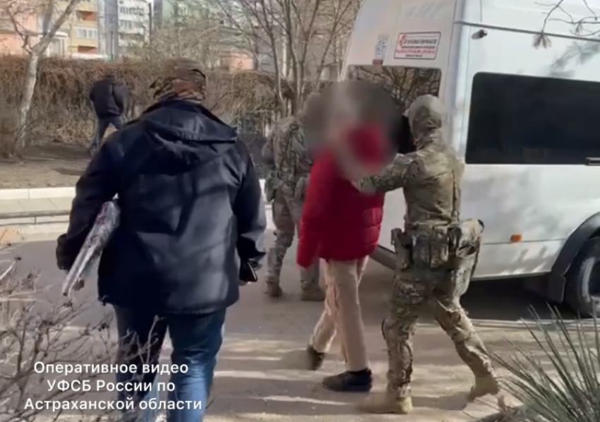 Астраханец примкнул к террористам и снабжал их данными через мессенджер