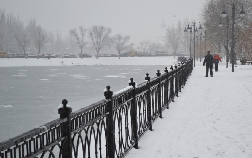 В Астраханской области под лёд провалились двое подростков