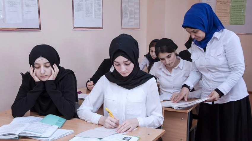 Астраханский медицинский университет запретил студенткам носить хиджабы
