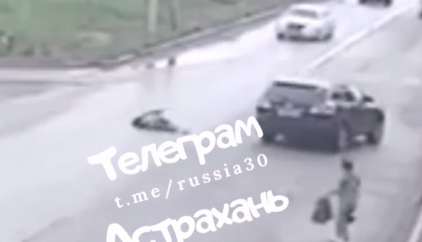 В Астрахани пьяный водитель сбил девушку на пешеходном переходе
