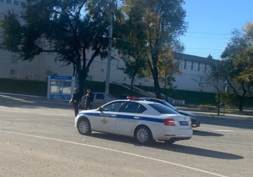Астраханский госавтоинспектор стал жертвой нападения пешехода