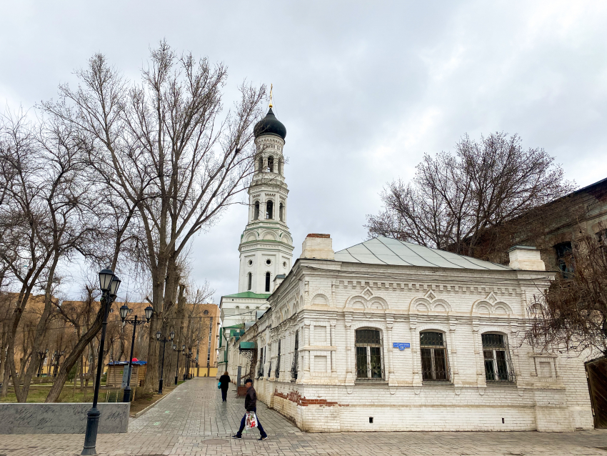 Астраханский монастырь больше не принадлежит министерству обороны 