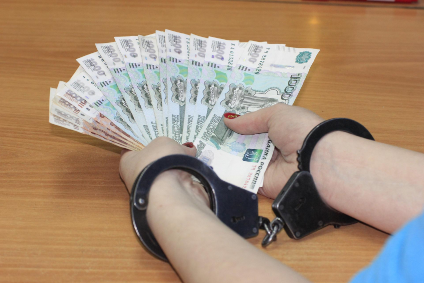 Астраханец пойдет под суд за неуплату налогов