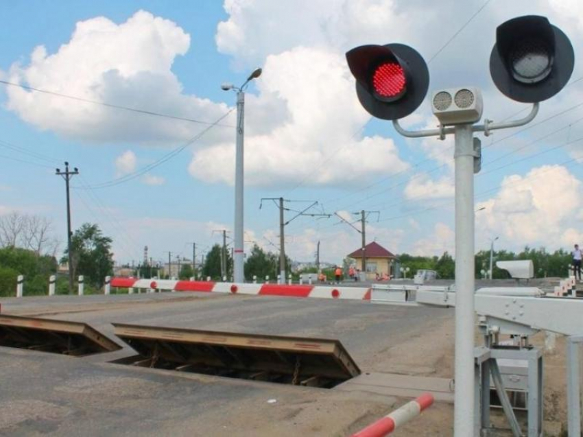 21 апреля на ж/д переезде в Ахтубинске Астраханской области закроют автодвижение