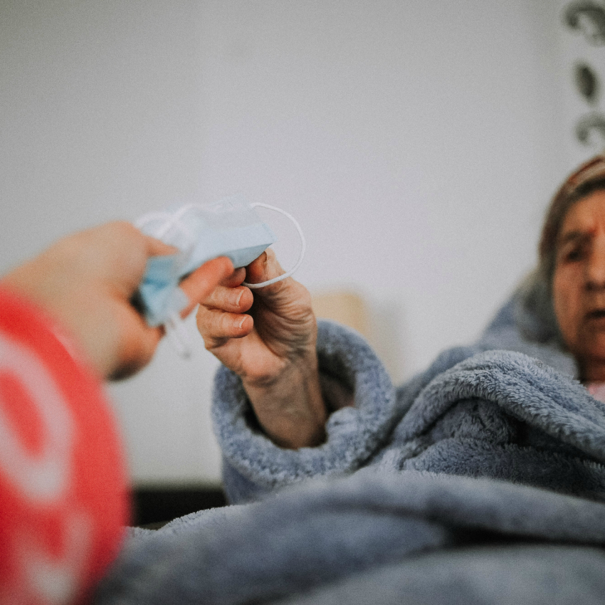 101-летняя астраханка победила коронавирус