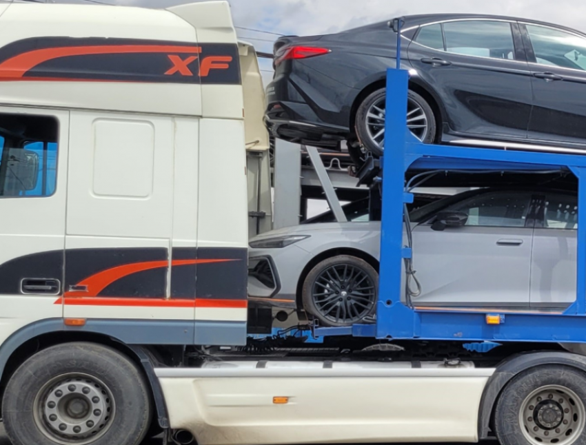 В Астраханской области пресекли перевозку иностранных авто с нарушениями