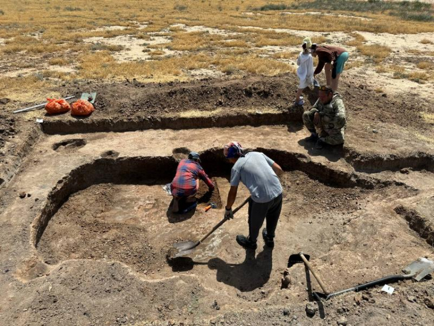 Астраханские археологи ищут людей в команду для участия в раскопках