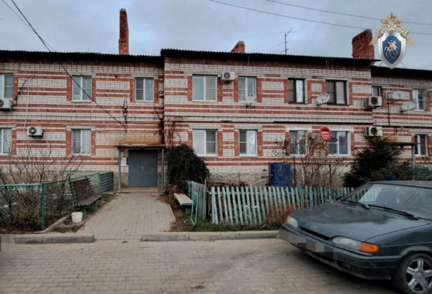 Пьяная несовершеннолетняя астраханка напала на знакомого с ножом