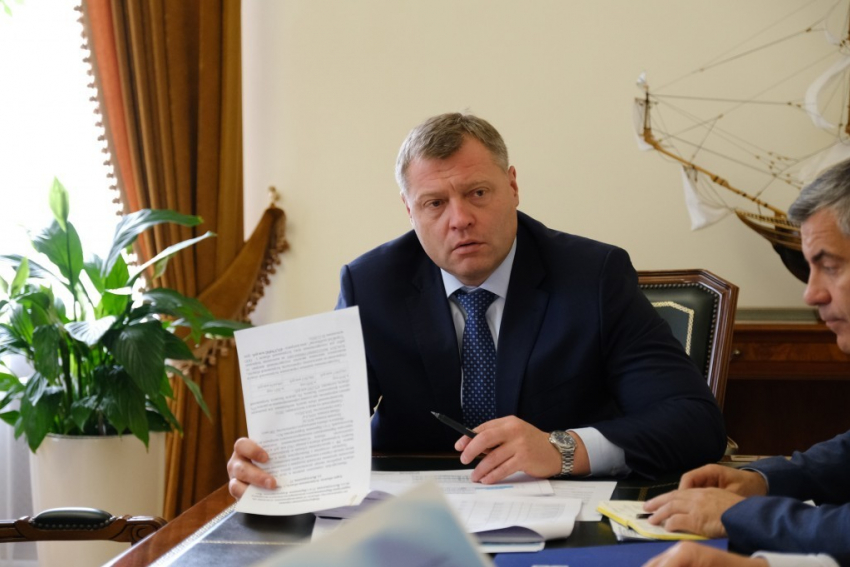 Игорь Бабушкин проверил ход работ с обращениями граждан по вопросам ветхого жилья