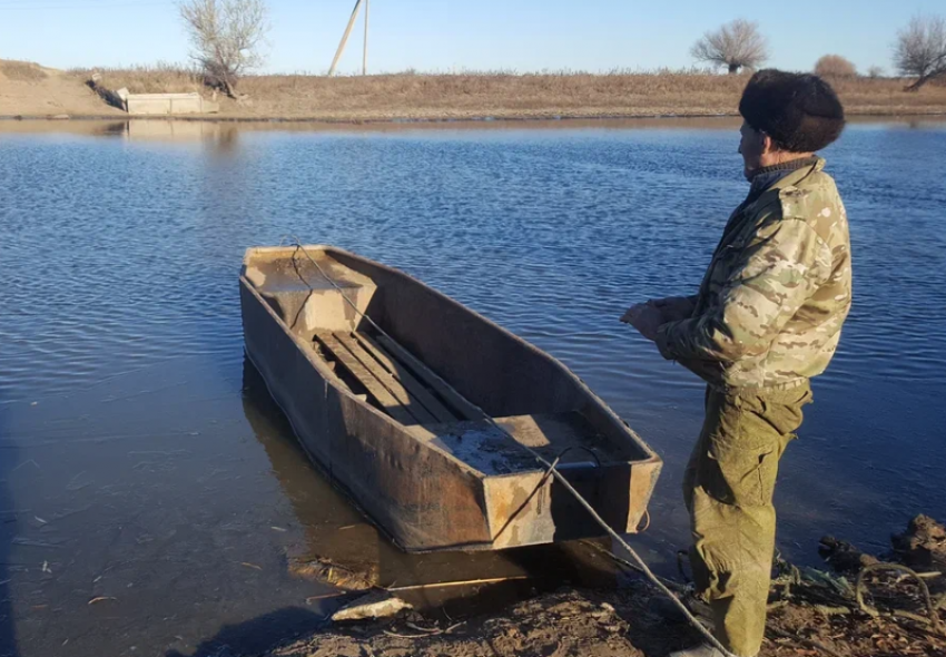 На севере Астраханской области ищут тело мужчины, погибшего во время рыбалки