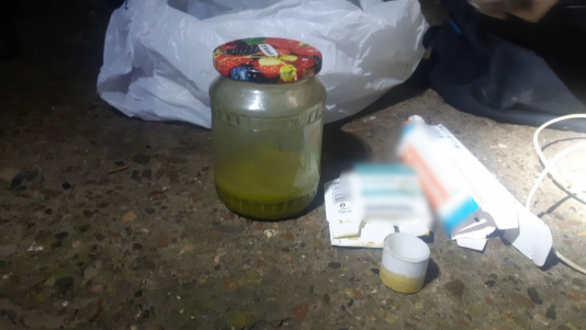 Астраханец сварил масло каннабиса, но попался за драку в магазине