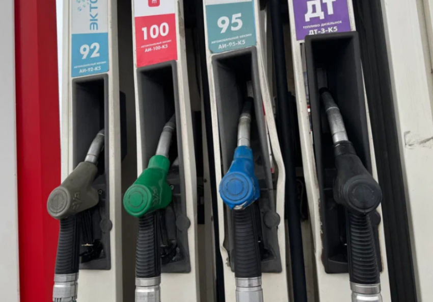 Бензин в Астраханской области немного подорожал