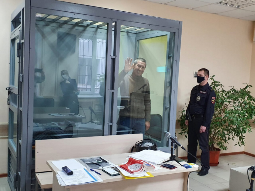 В среду Астраханский областной суд выберет меру пресечения для Игоря Белякова