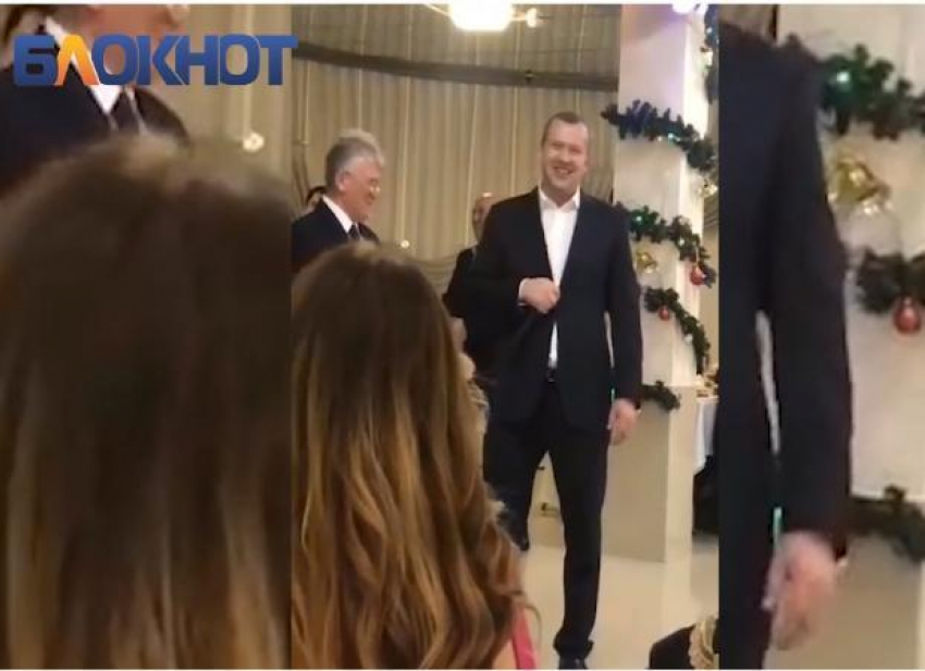 Как прошел новогодний корпоратив врио губернатора и его команды
