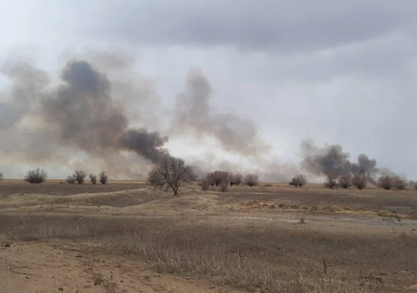 В Астраханской области объявили пожароопасный сезон: штрафы за нарушение кусаются