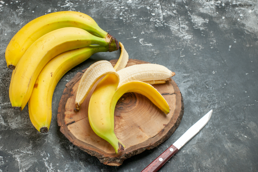 Астраханский фермер выращивает бананы и папайю, но в магазины не поставляет