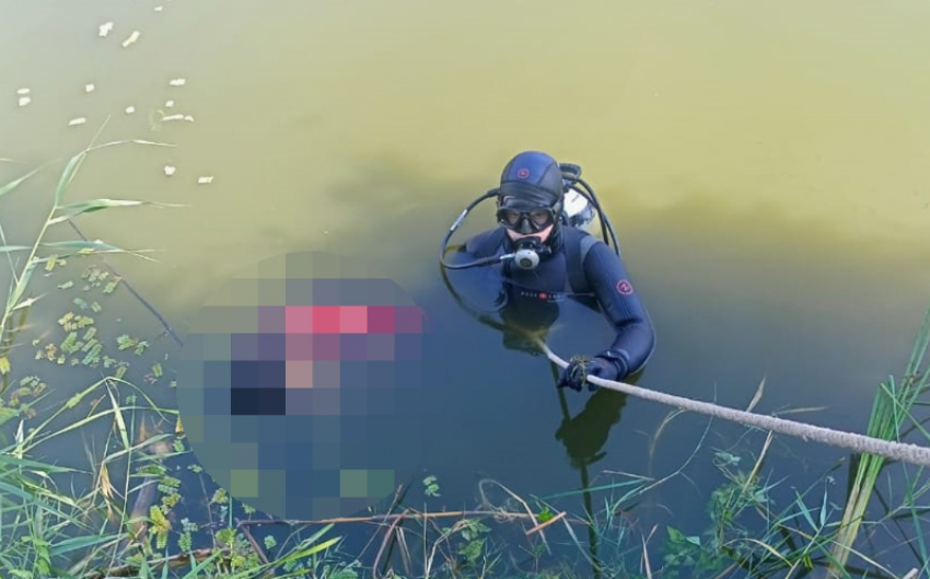 Мертвого жителя Калмыкии нашли в оросительном канале под Астраханью