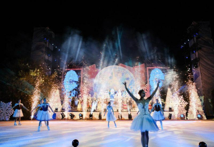 Совсем скоро в Астраханском кремле откроют ледовые площадки