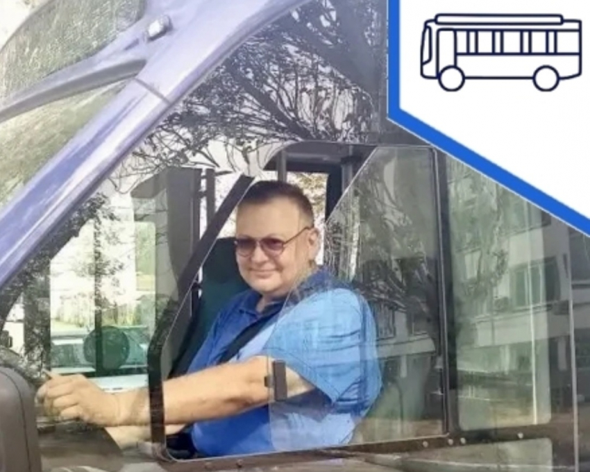 В Астрахани водитель автобуса пишет стихи, песни и снимает ролики