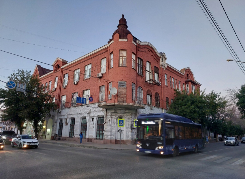 Где сегодня в Астрахани можно заправить автомобиль