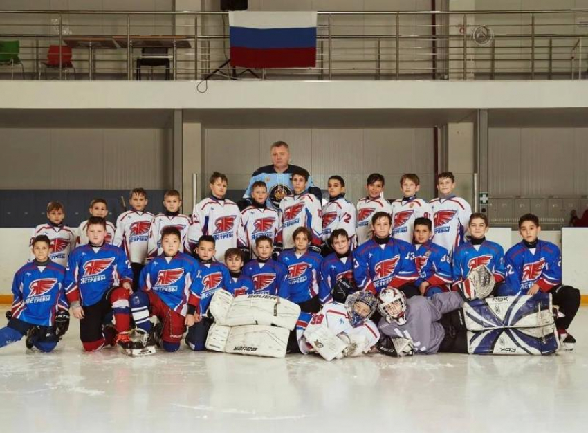 Игорь Бабушкин похвалил астраханских «ястребов» за успехи на хоккейном поприще