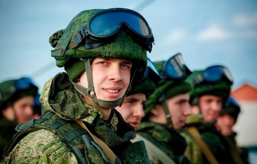 Астраханцы старше 40 лет отныне могут служить в армии по контракту 