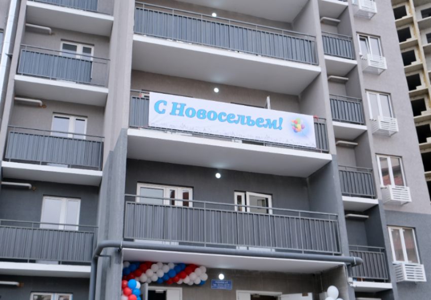 В Астрахани планируют снести более сорока тысяч «квадратов» аварийного жилья