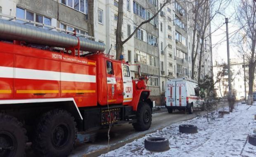 Очевидцы в Астрахани: «Я столько пожарных машин никогда не видела» 