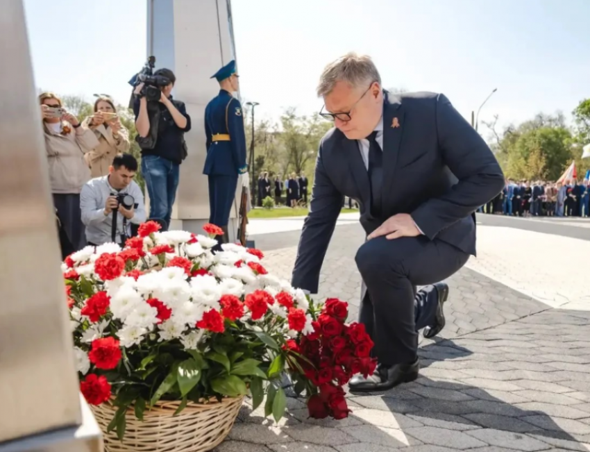 В Астрахани почтили память победителей ВОВ, подаривших нам мирное небо