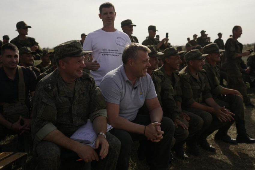 Астраханский губернатор посетил военнослужащих подразделения «Лотос"