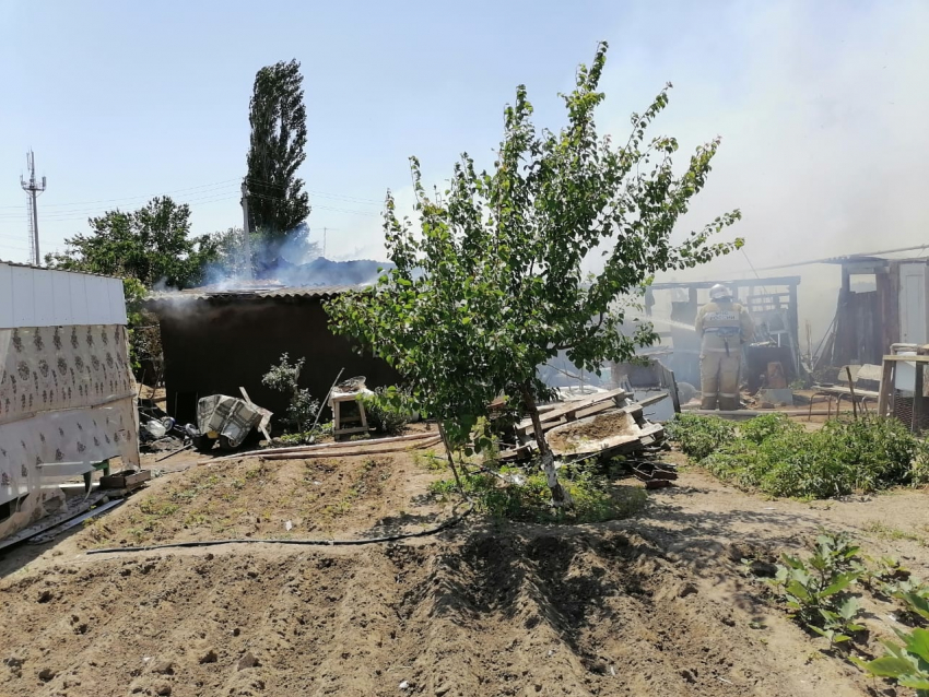 Астраханец погиб на пожаре в собственном доме 
