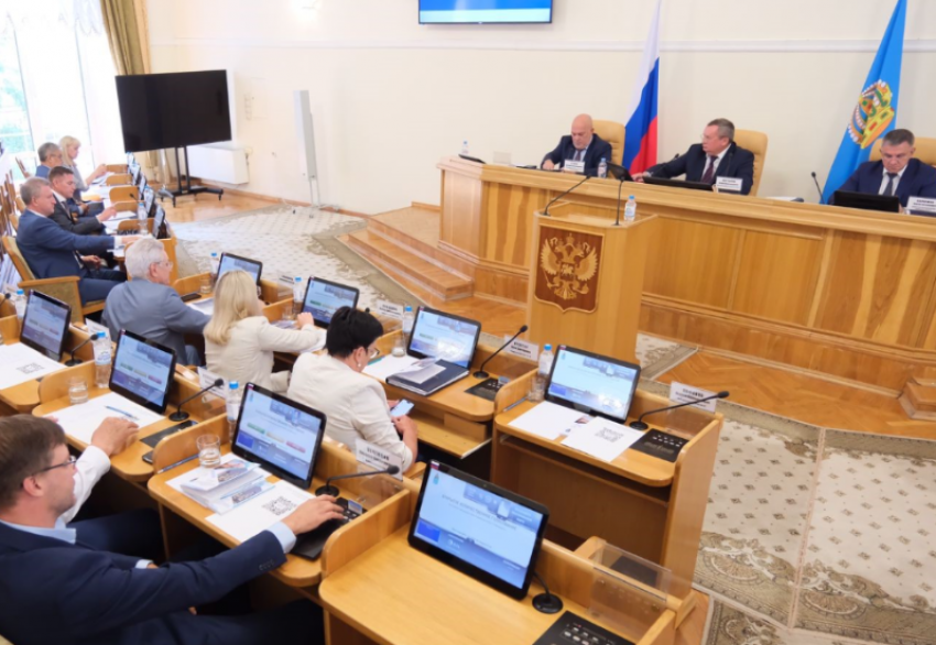 В Астраханской области ввели новые меры поддержки бойцов СВО и многодетных семей