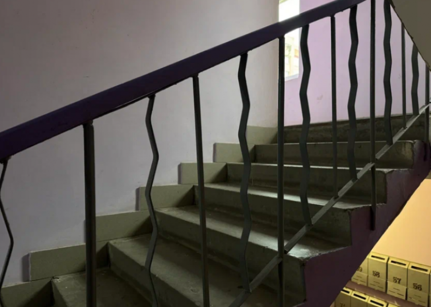 Астраханец украл больше двух миллионов рублей на несуществующих лестницах