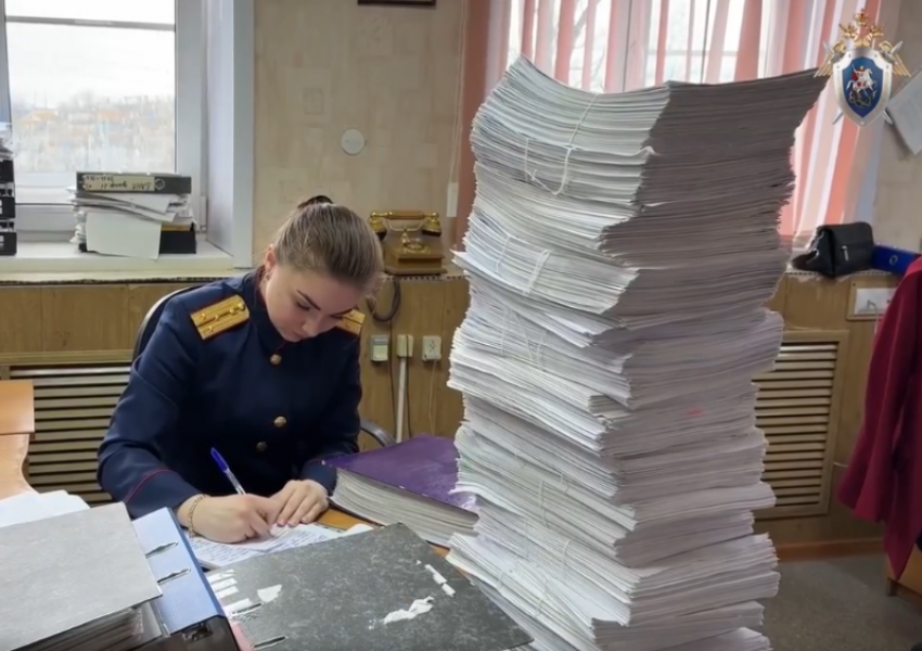 Астраханский следком выявил новые эпизоды получения взяток сотрудником МБУ