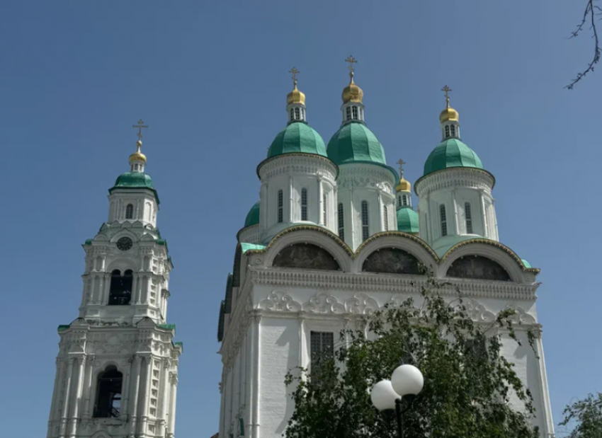 Астраханцев призвали сообщать о подозрительных предметах на массовых мероприятиях