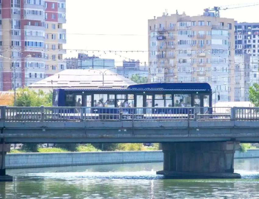 За три месяца «Волгабасы» 23 раза перевезли все население Астрахани