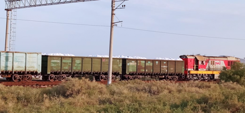 Сезонная погрузка соли завершилась в Астраханской области
