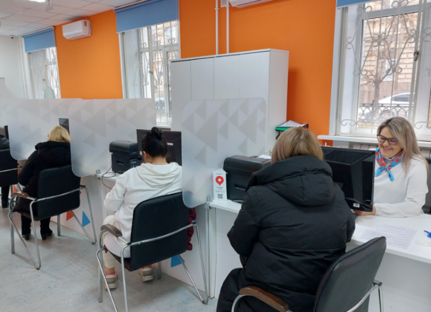 За год служба занятости трудоустроила больше шести тысяч астраханцев