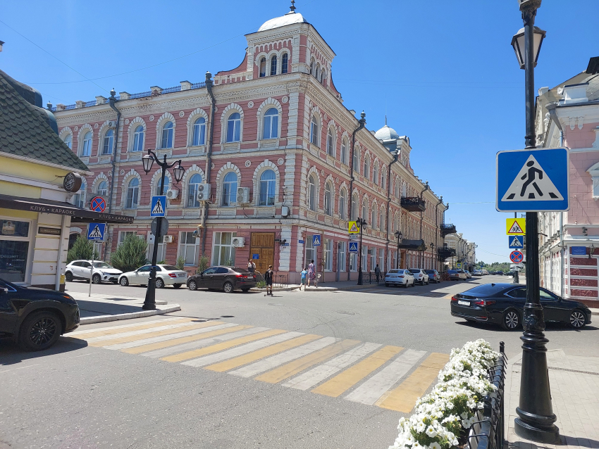 В Астрахани потеплеет, ветер утихнет