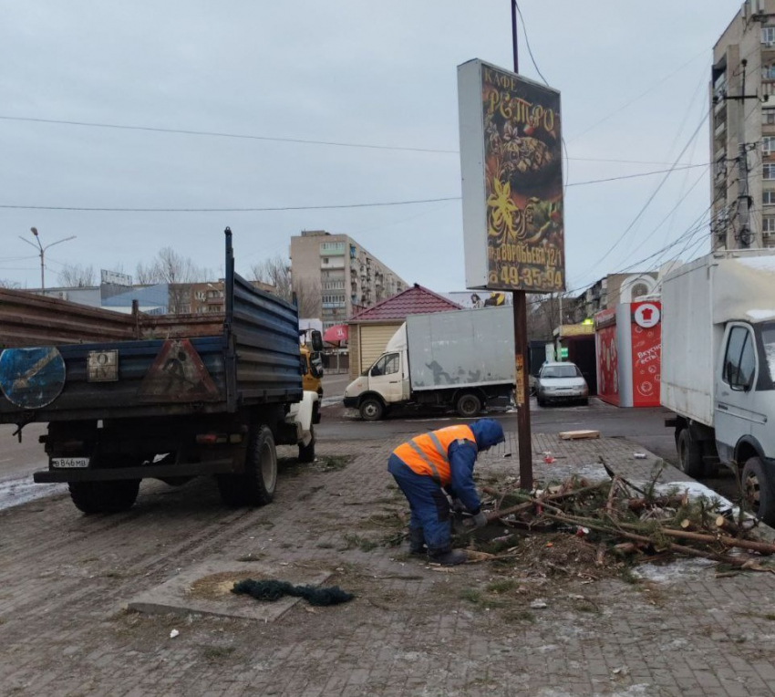 В новогодние праздники у коммунальщиков Астрахани много работы: что случилось