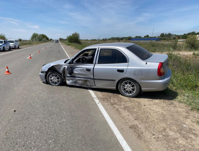 В ДТП под Астраханью пострадали дети