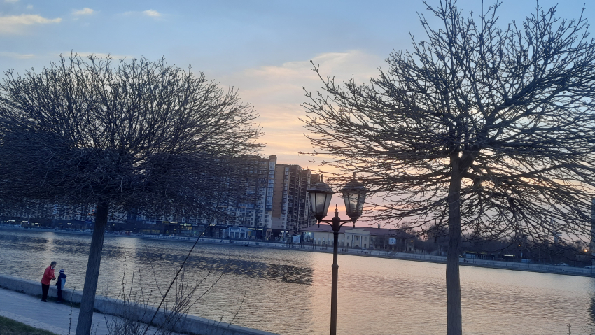 В Астрахани будет тепло и дождливо