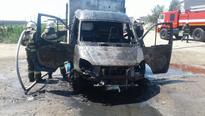 В Астраханской области сгорела грузовая «Газель"