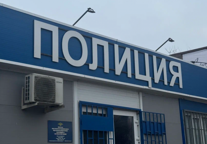 На астраханца тайно оформили четыре сим-карты