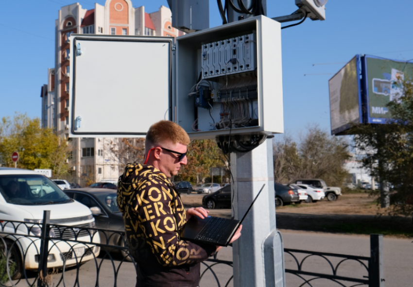 Обучение «умных» светофоров в Астрахани немного затянулось