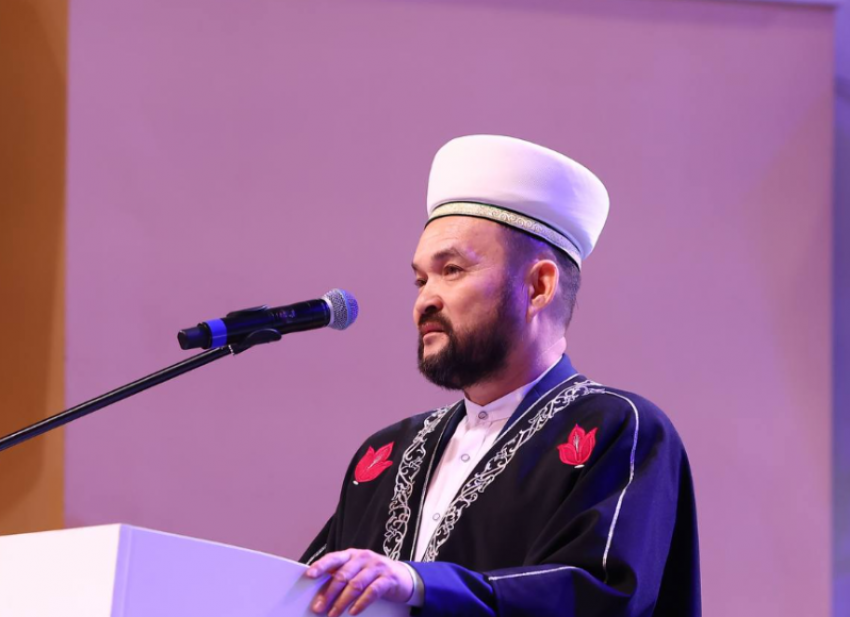 Муфтий Астраханской области высказался против намаза в общественных местах