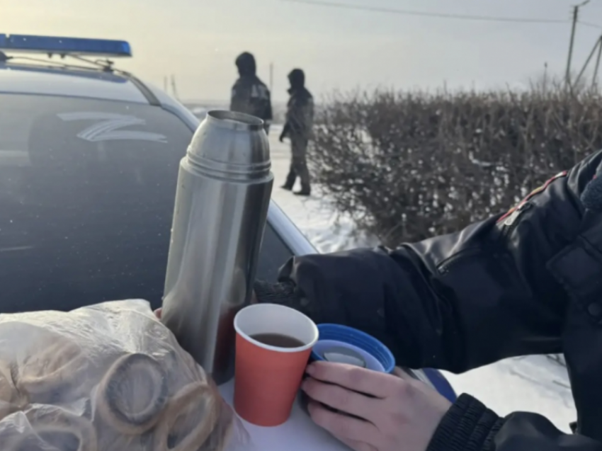 На зимних астраханских дорогах стало больше ДТП, нарушителей и «теплых патрулей»