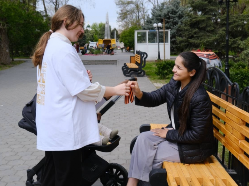 Астраханцы участвуют во всероссийских акциях в преддверии Дня Победы